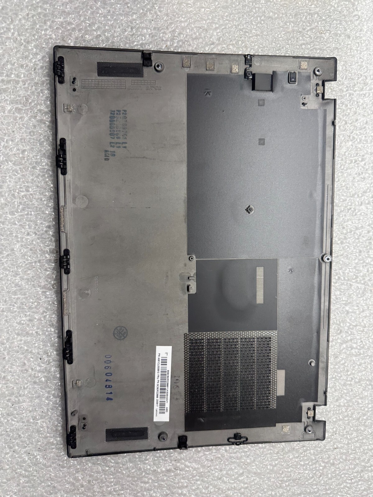 Lenovo Thinkpad T495s bottom base case cover enclosure 02DM398 Bottom Base Cover product photo 2