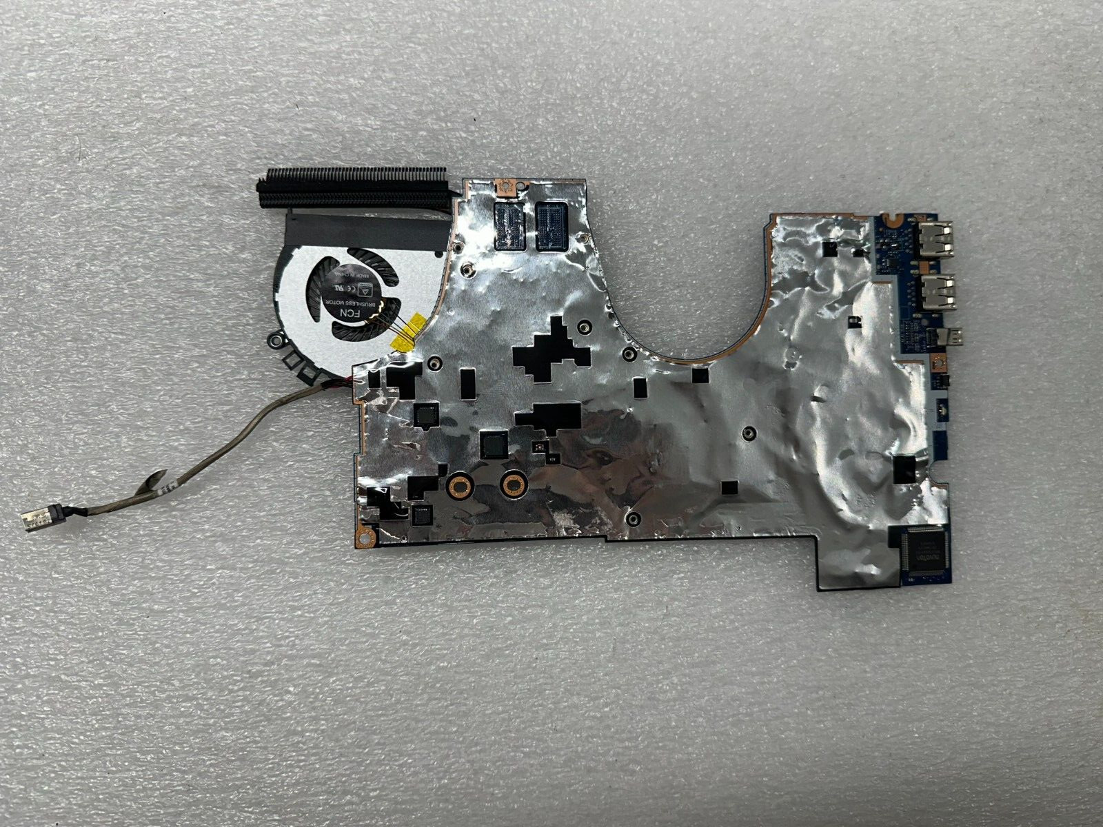Lenovo Yoga 710-14isk i5-6200u Motherboard 5B20L47383 product photo 2