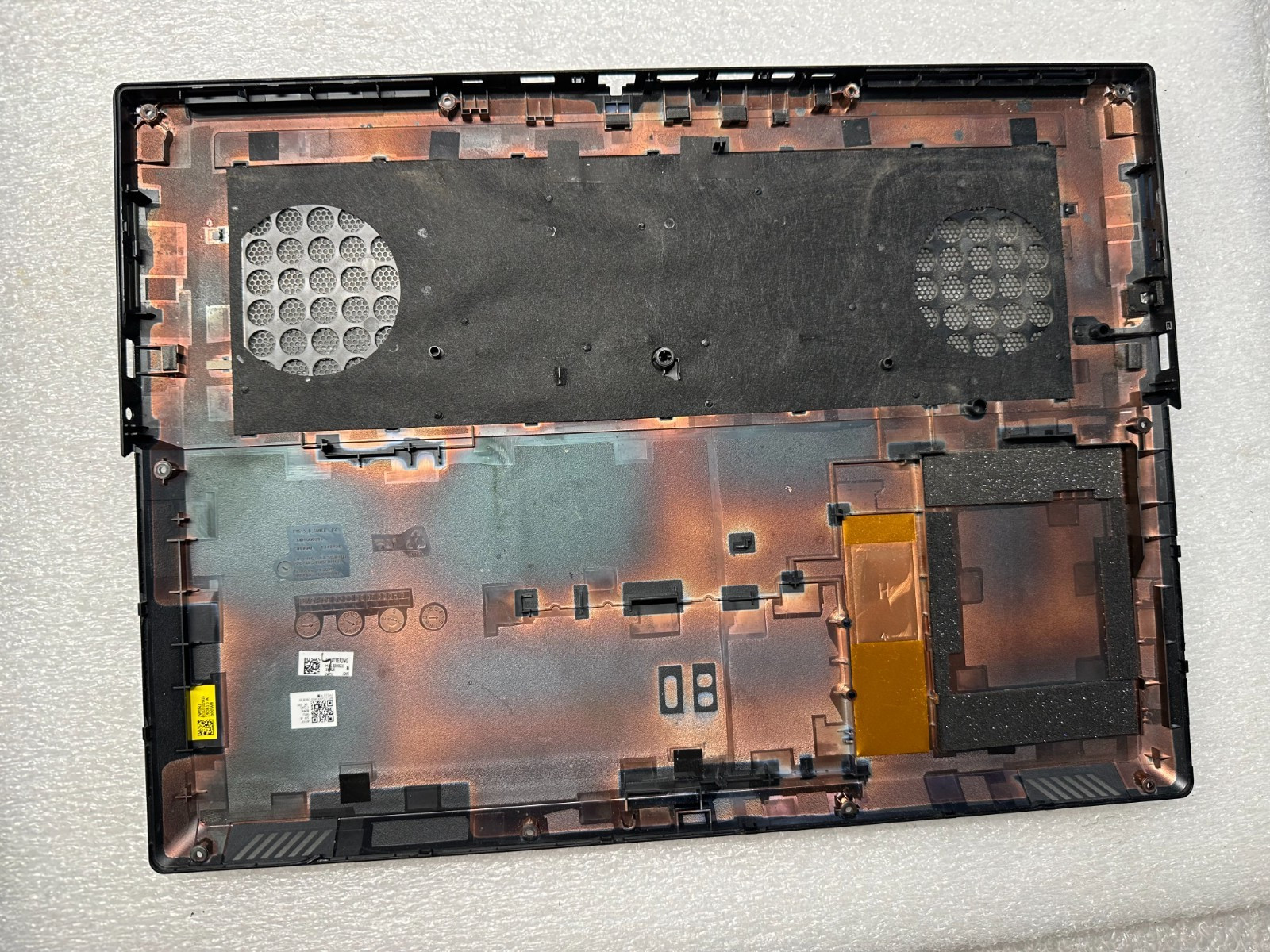 Lenovo Legion y540-15IRH bottom base case cover enclosure 5CB0U42700 Bottom Base Cover product photo 2
