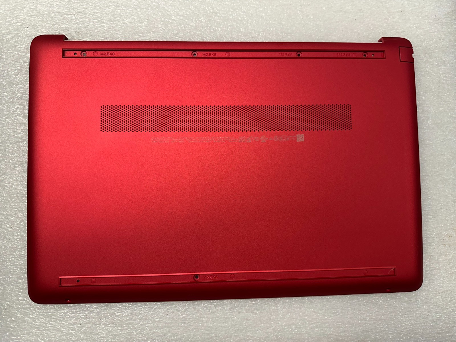 HP 15-dw0083wm scarlet red bottom base case cover enclosure Laptop Battery product photo 1