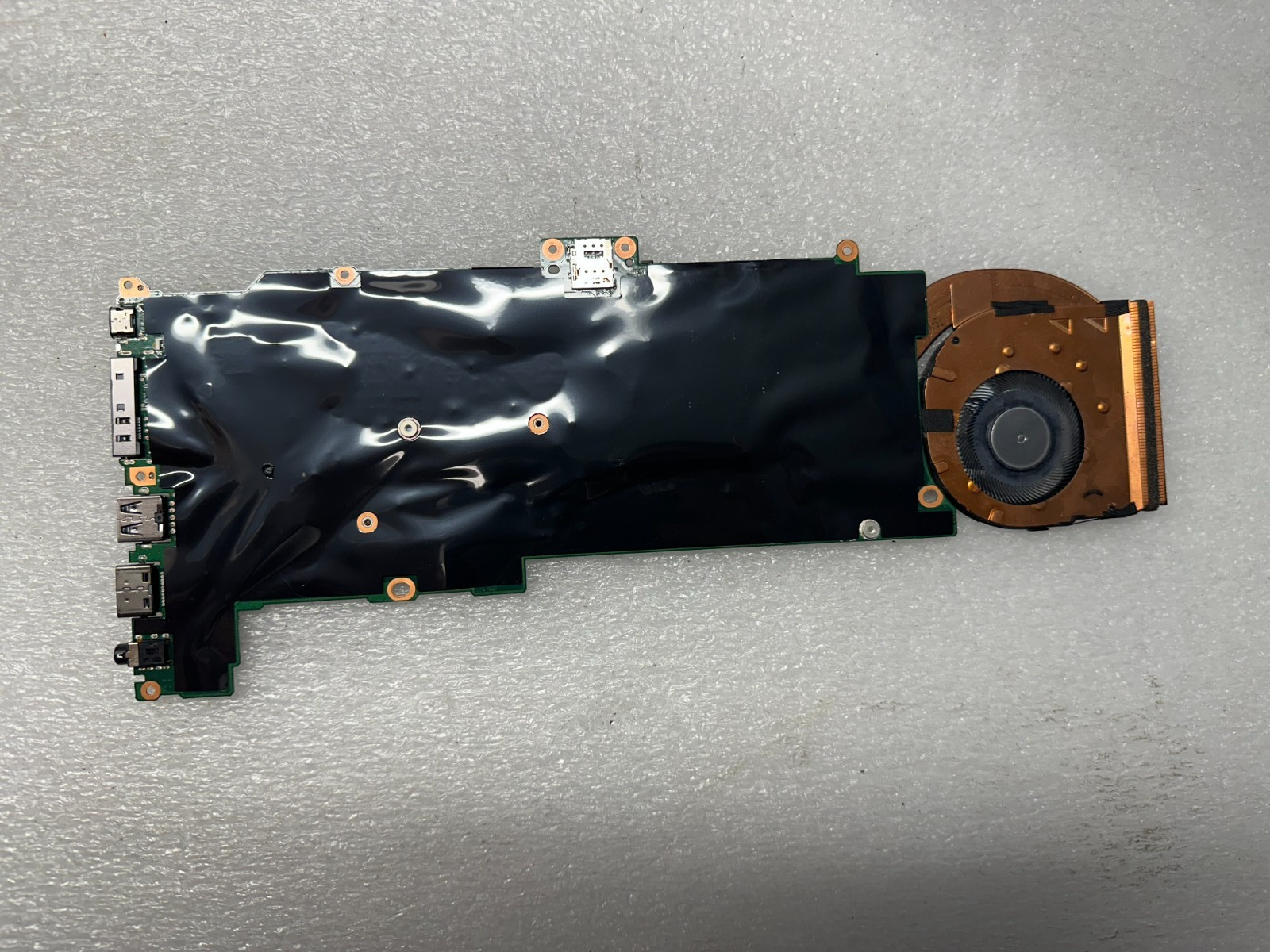 Lenovo Thinkpad x1 Carbon 8th gen i7-10610u Motherboard 5B21C69312 product photo 2