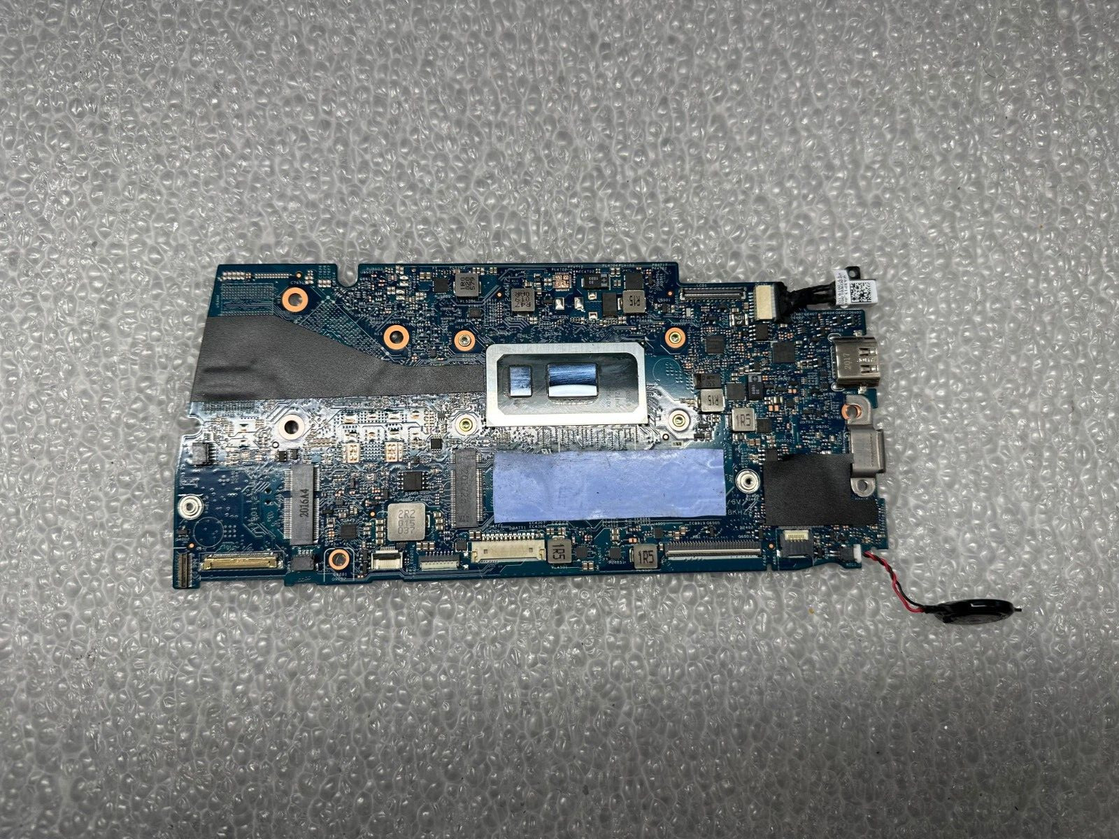 Dell Latitude 3301 Intel i3-8145U 2.1GHz Motherboard 4GB N94G2 2D47N Processor product photo 1