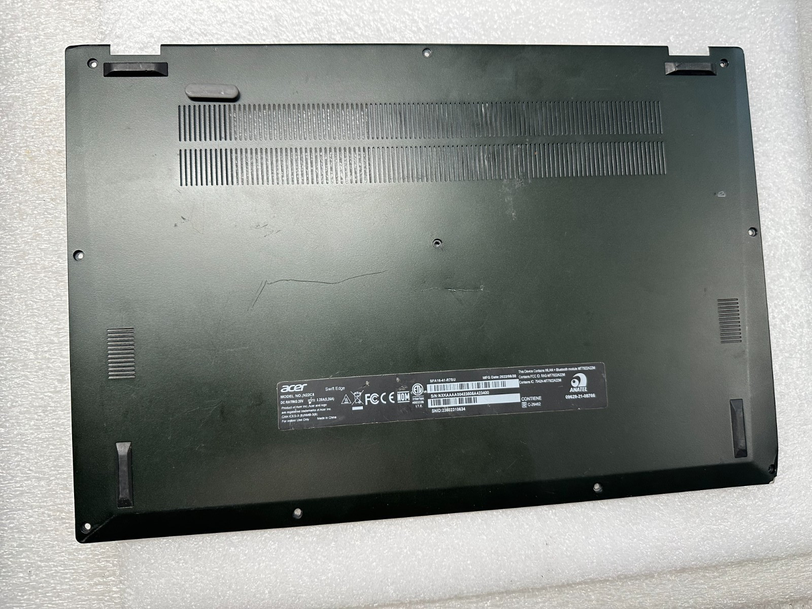 Acer Swift Edge SFA16 41 R7SU bottom base case cover enclosure AM3xv000130 Bottom Base Cover product photo 1