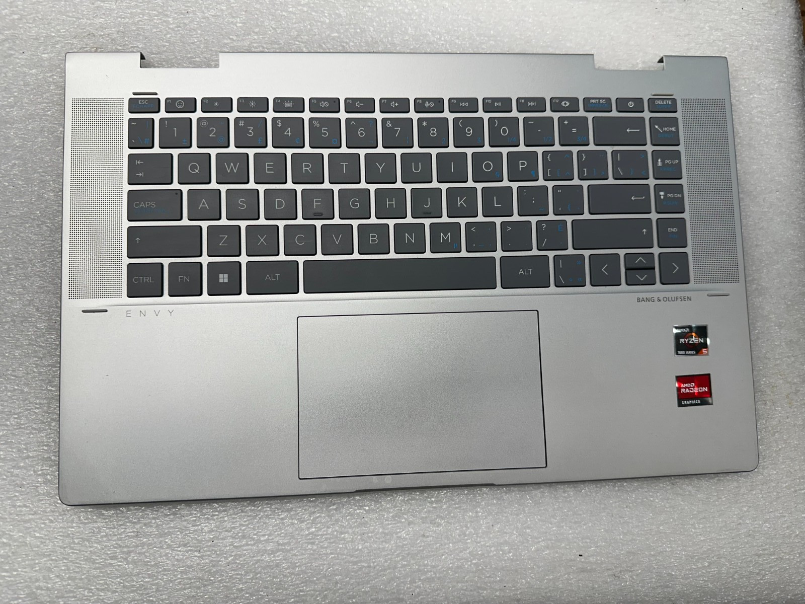 HP 15-fh0007ca palmrest touch pad keyboard N47952-DB1 N47952-001 Palmrest Keyboard Assembly product photo 1