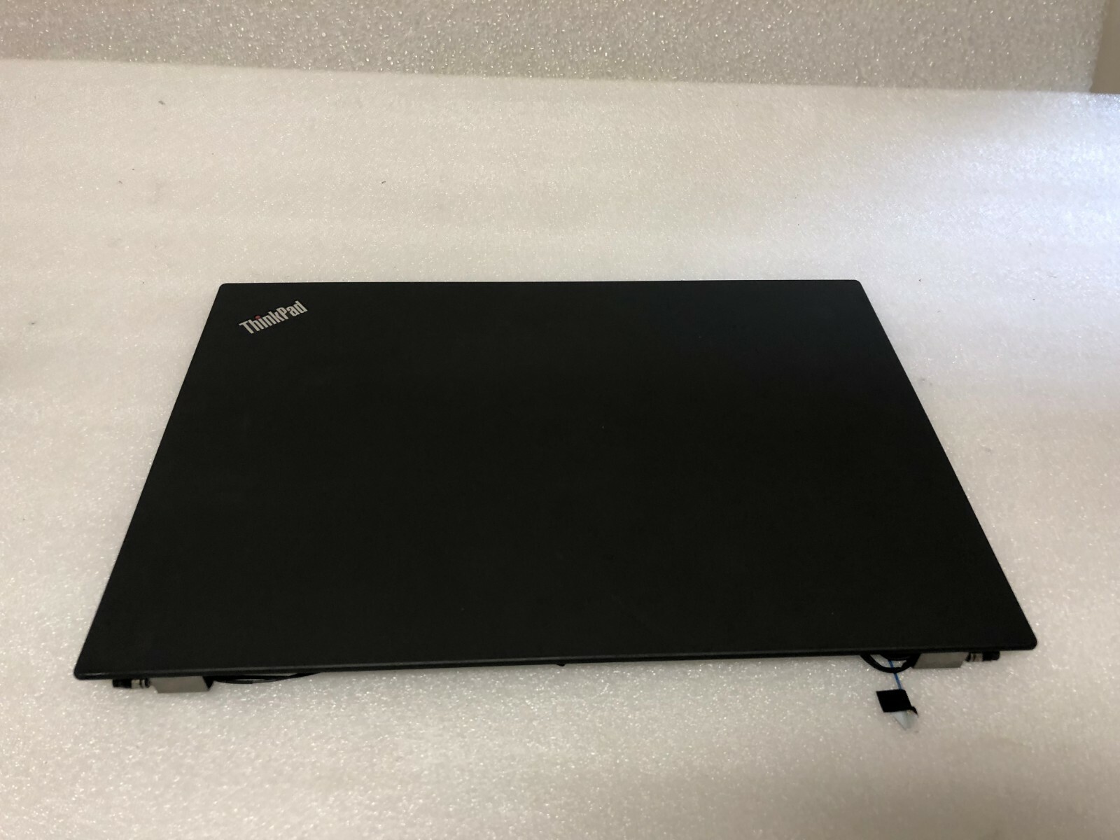 Lenovo Thinkpad T560 LCD Lid Cover w hinges cables 00UR849 Laptop Cable product photo 2