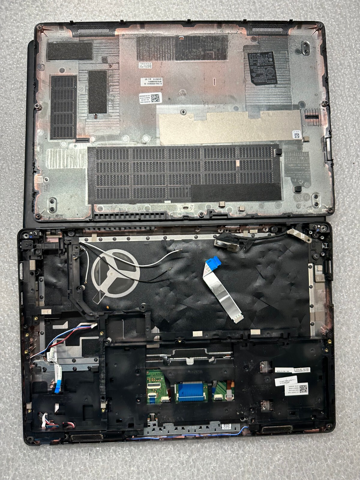 Dell Latitude 5495 palmrest touch pad keyboard bottom lcd cover lid housing Palmrest Keyboard Assembly product photo 2
