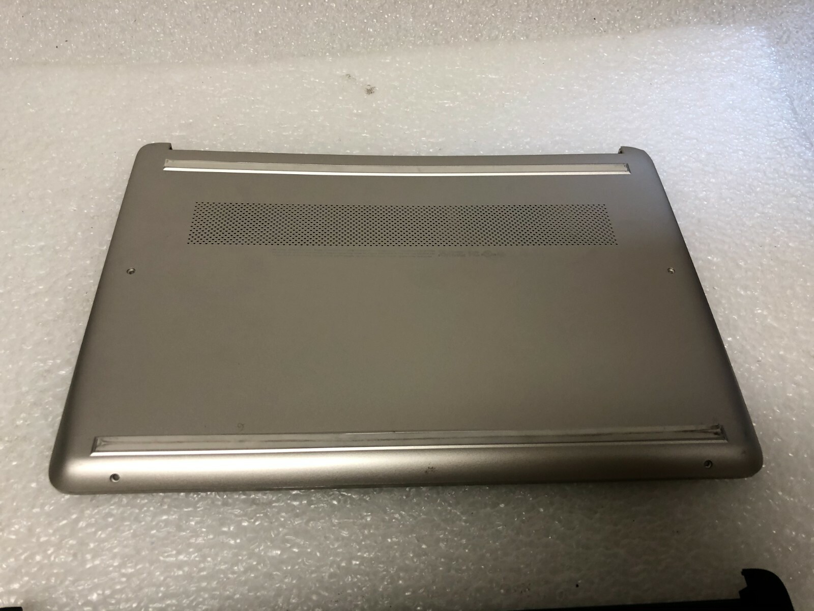 HP L64895-001 370PATP203 GENUINE HP BASE COVER GOLD 14-DQ 14-DQ1038WM Bottom Base Cover product photo 2