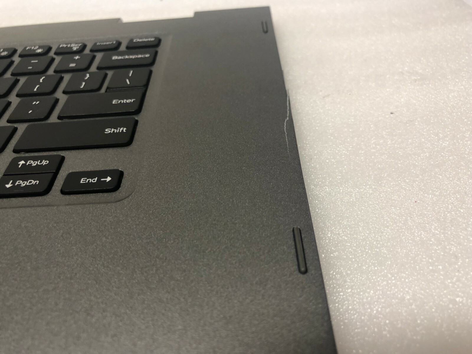 Dell Inspiron 15 5568 5578 15.6" Palmrest Touch pad US Backlit Keyboard 0HTJC Palmrest Keyboard Assembly product photo 3