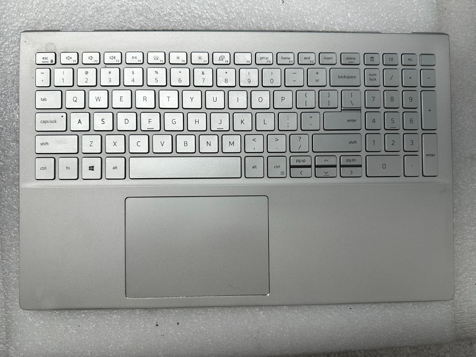 Dell Inspiron 5502 palmrest touch pad keyboard 6XCC3 product photo 1
