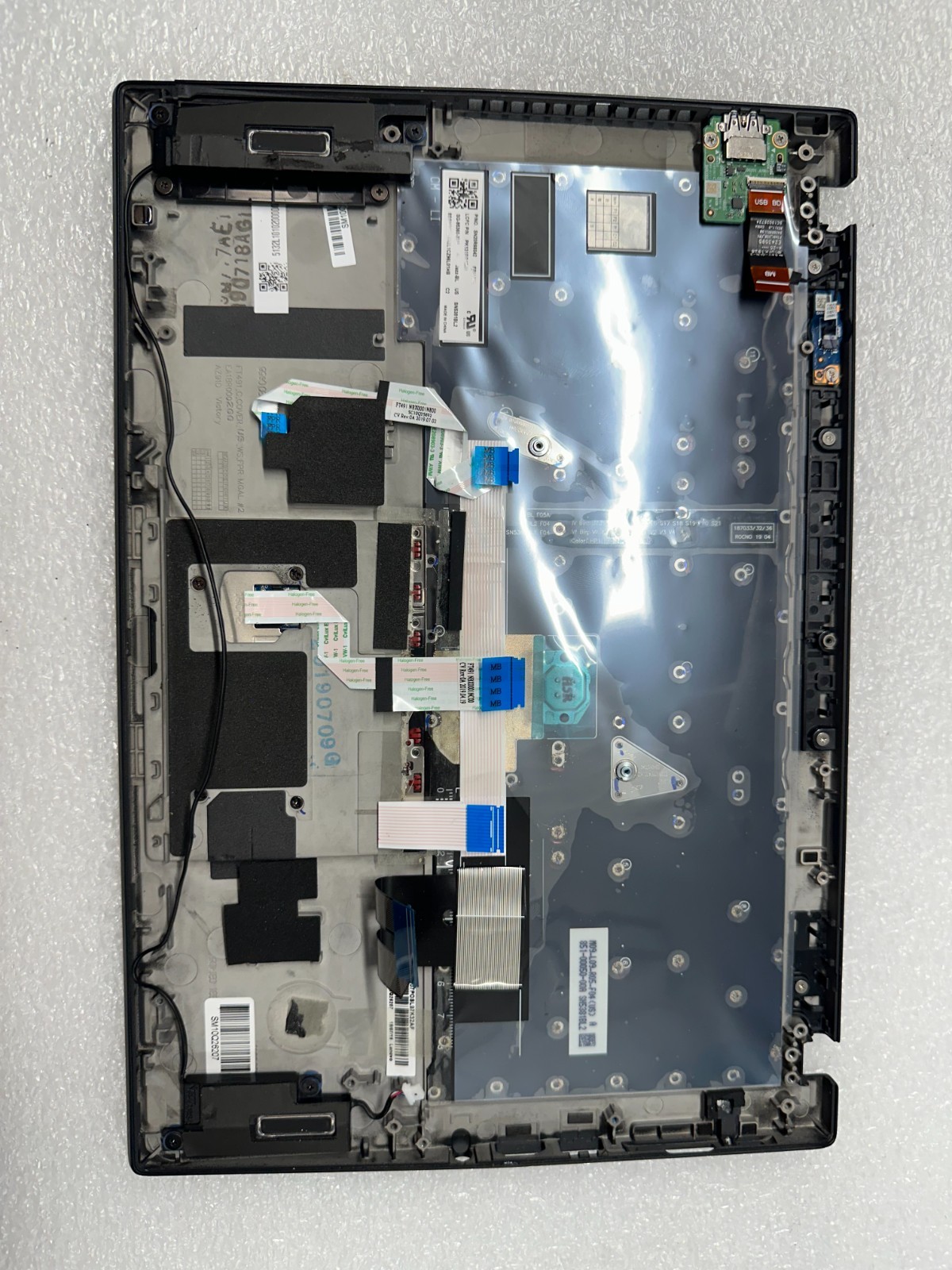 Lenovo Thinkpad T490s palmrest touch pad keyboard w power button 02HM280 Palmrest Keyboard Assembly product photo 3