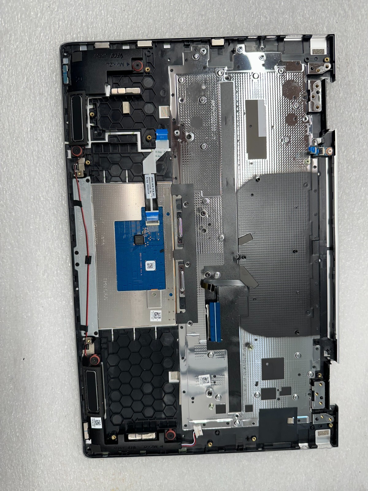 HP 15-fh0007ca palmrest touch pad keyboard N47952-DB1 N47952-001 Palmrest Keyboard Assembly product photo 2