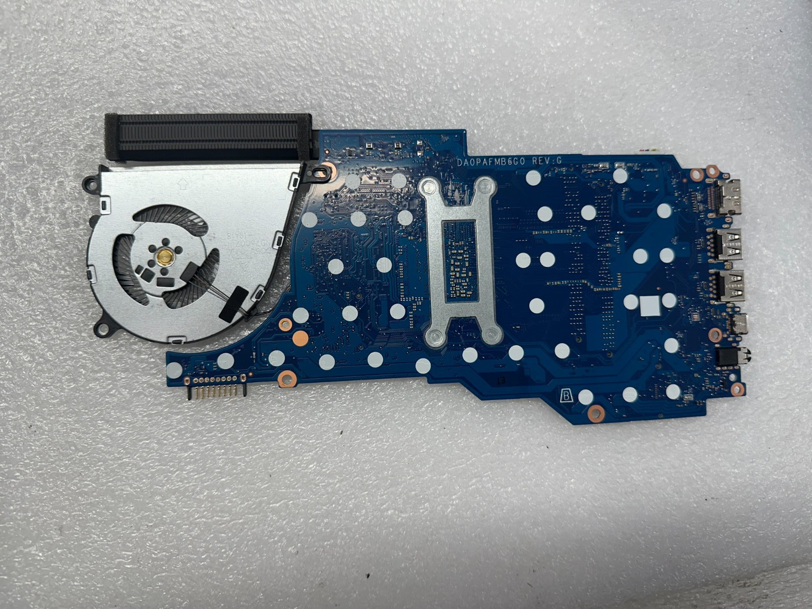 HP 14-fq1025nr AMD Ryzen5 5500U Motherboard M43257-601 product photo 2