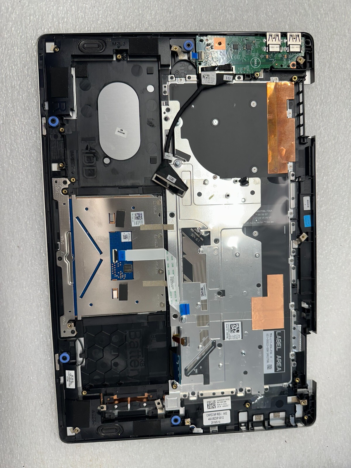 Dell Inspiron 7586 palmrest touch pad keyboard pmgw2 Palmrest Keyboard Assembly product photo 2