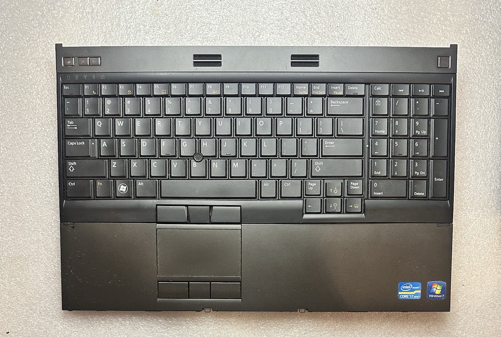 Dell Precision M4600 Palmrest Keyboard Touchpad Assembly Black VPTH8 HG3G3 Palmrest Keyboard Assembly product photo 1