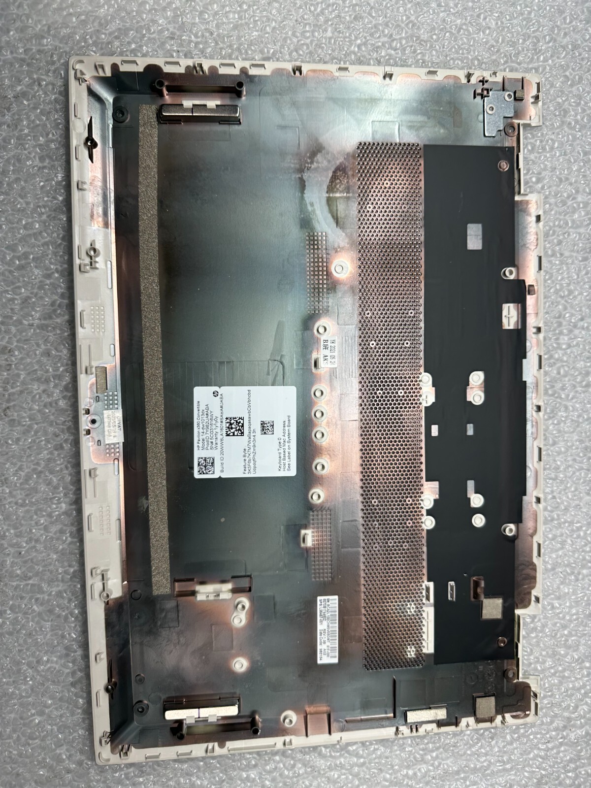 HP 14-dw1013dx bottom base case enclosure L96487-001 Laptop Battery product photo 2