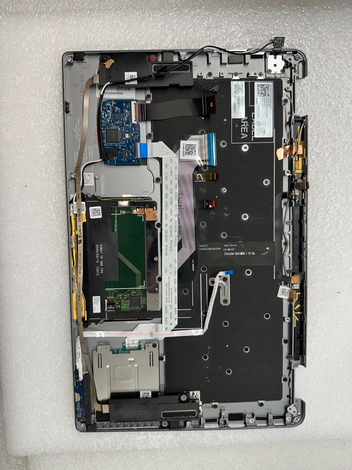 Dell 7400 2in1 palmrest touch pad keyboard 0MH5X5 Palmrest Keyboard Assembly product photo 2