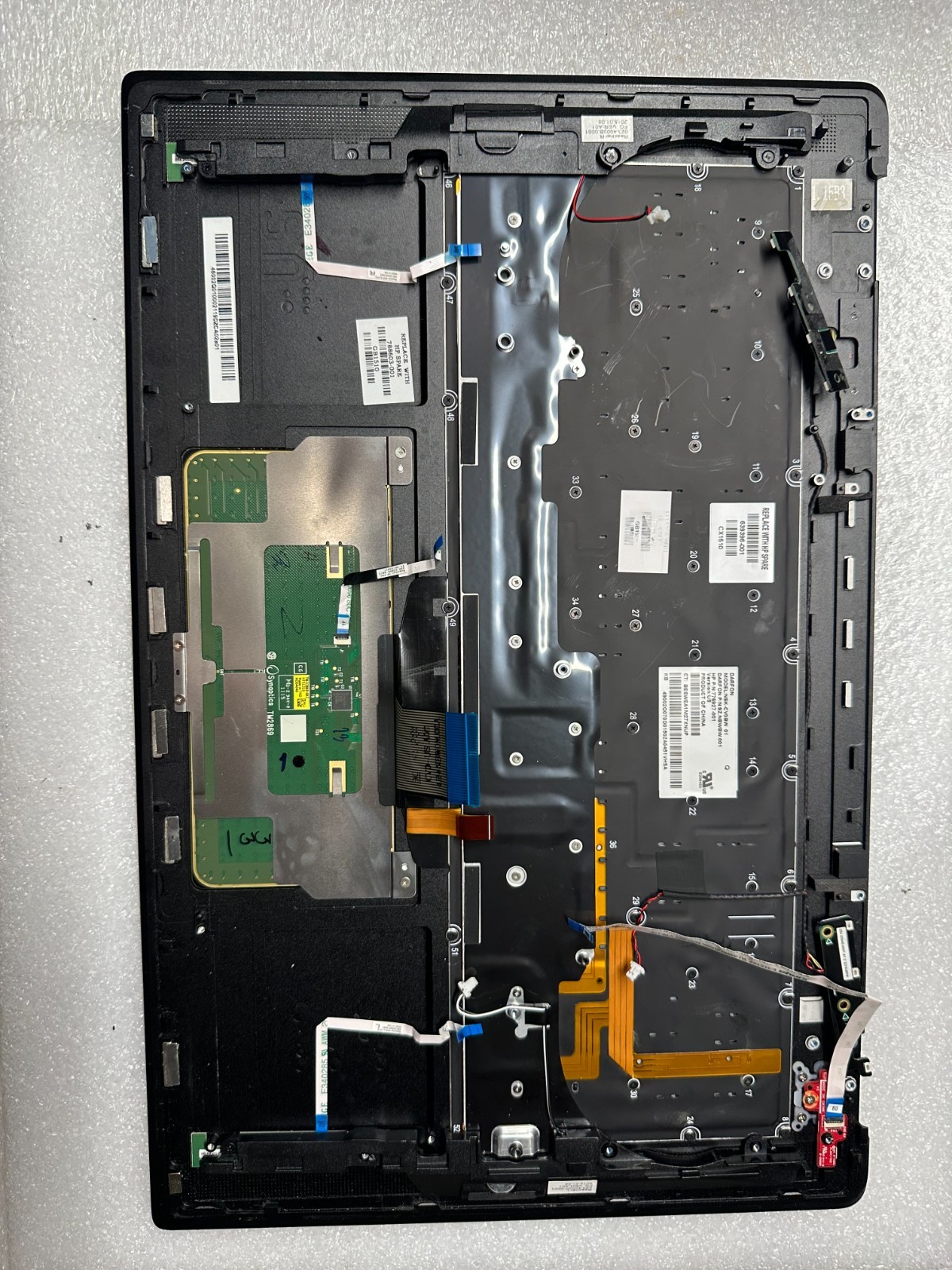 HP Omen 15t-5100 palmrest touch pad keyboard 788603-001 Palmrest Keyboard Assembly product photo 2