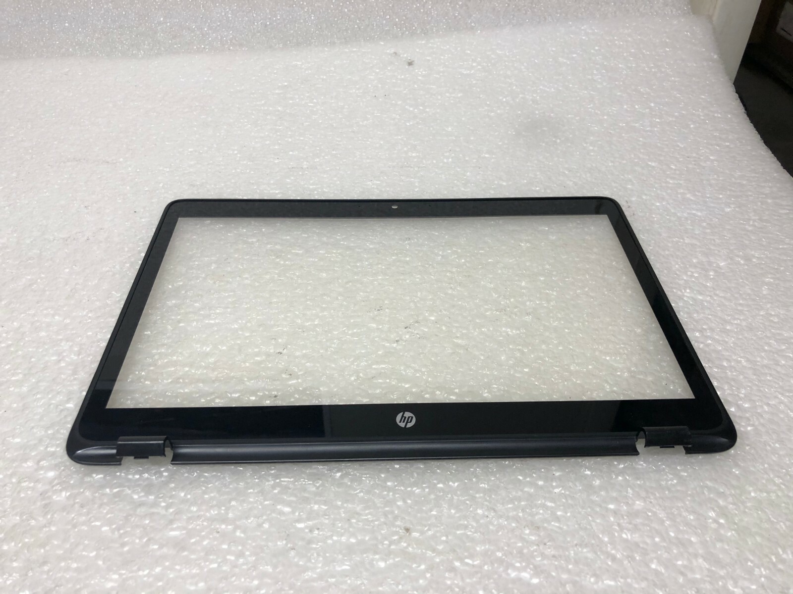 HP Laptop Glass LCD Display Frame Front Bezel 6070B0679801 Laptop Plastics and Cover product photo 1
