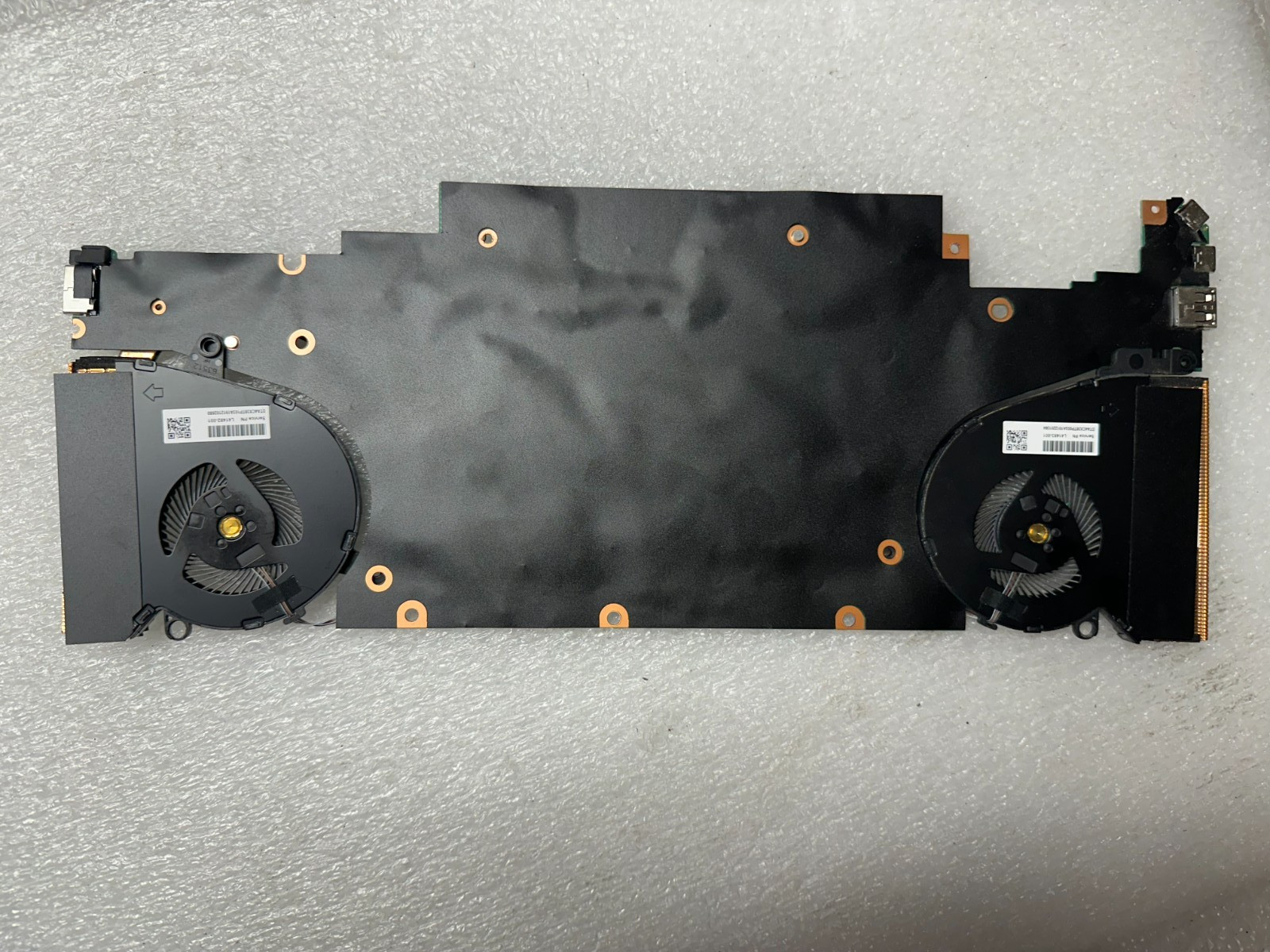 HP 15-df0043dx i7-8565u Motherboard L38128-601 product photo 2