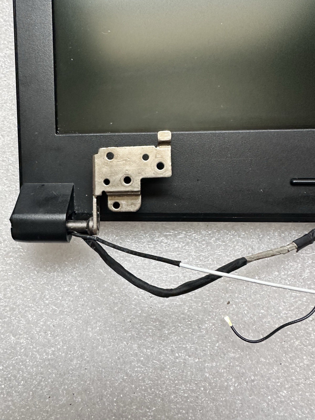 Lenovo B50-80 Laptop 15.6" LCD Screen Complete Assembly, *READ* LCD Screen Assembly product photo 3