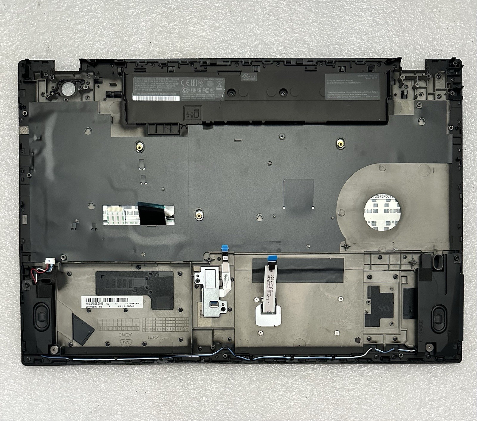 Lenovo Thinkpad T570 15.6” Palmrest Keyboard Touchpad FingerPrint, Black, *READ* Palmrest Keyboard Assembly 01ER046 product photo 2