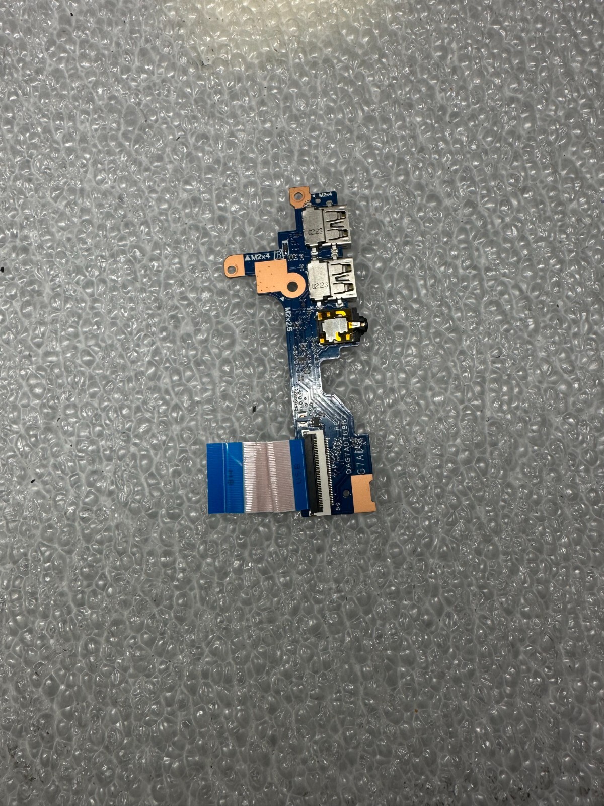 HP 14-ce3xxx power button usb board DAG7ADTB8B0 Power Button Board product photo 2