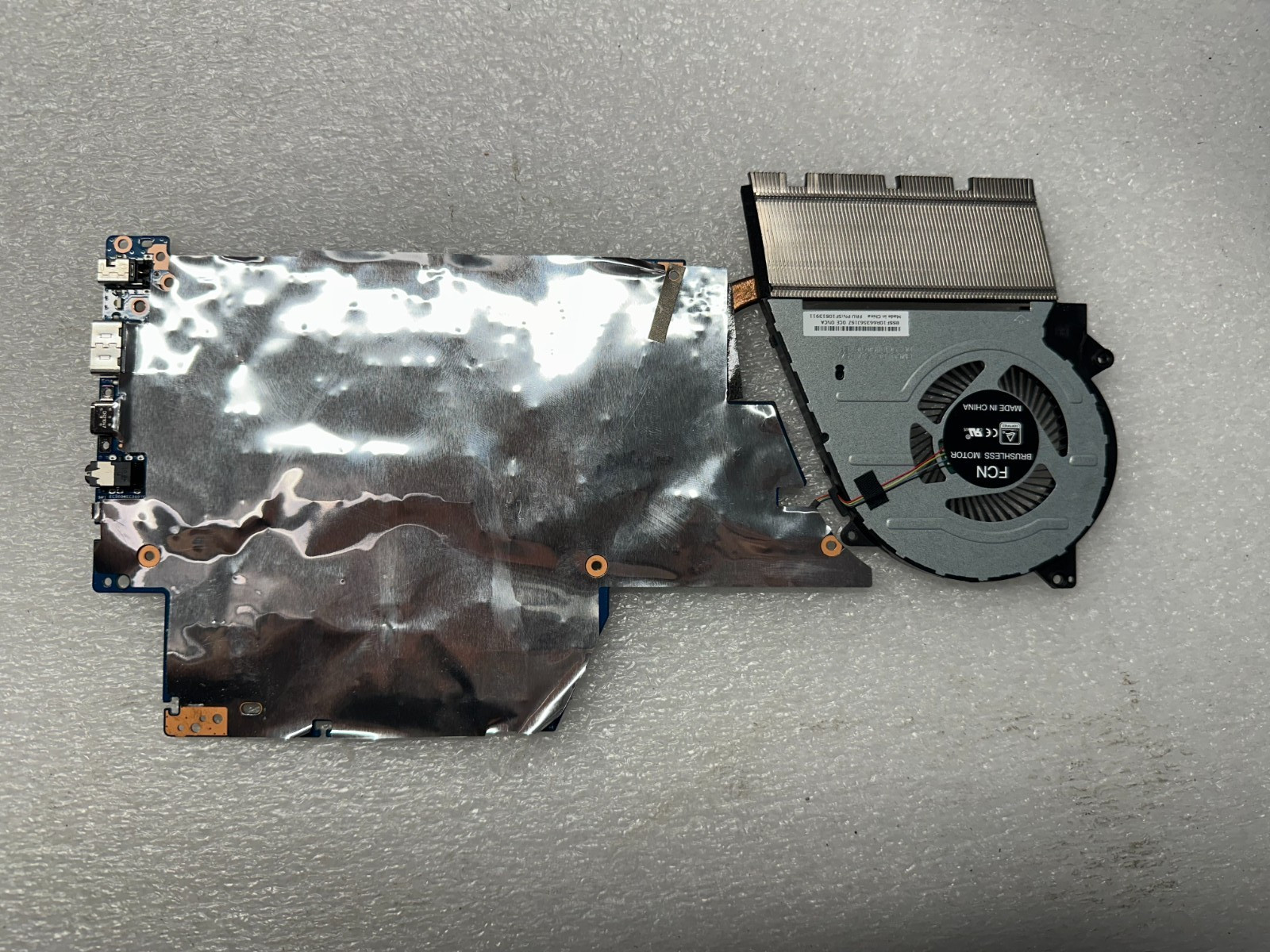 Lenovo Ideapad Flex 5 15IIL05 i7-1065G7 16GB Motherboard 5B20S44455 product photo 2