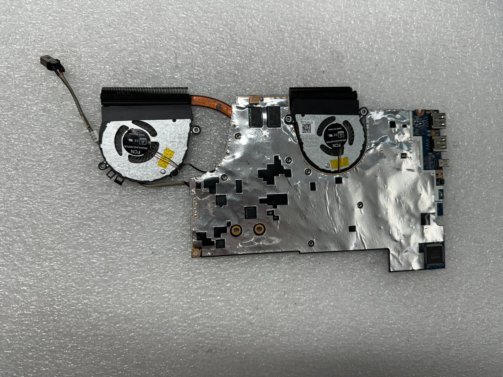 Lenovo Ideapad 710-15ikb i7-7500u Motherboard 5B20M14138 product photo 2