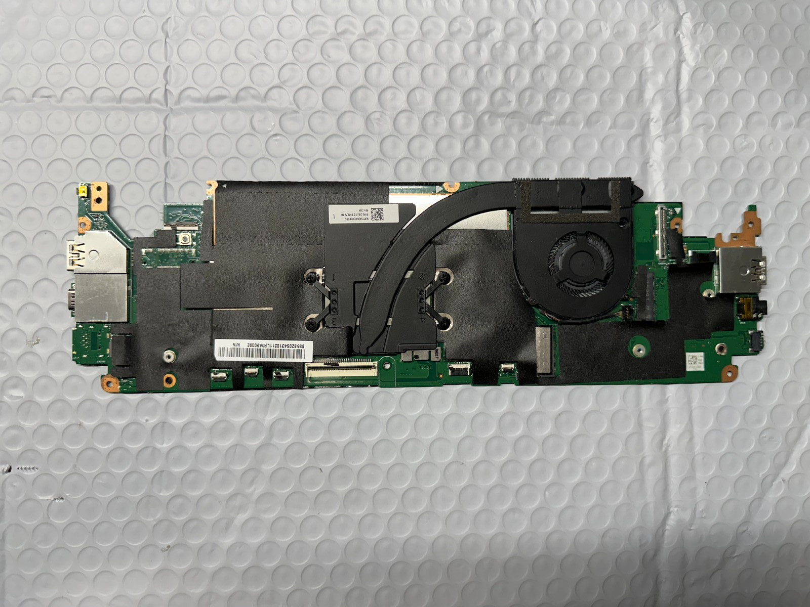 Lenovo YOGA C640-13IML i5-10210U 1.6 GHz Motherboard 8GB 5B20S43103 product photo 1