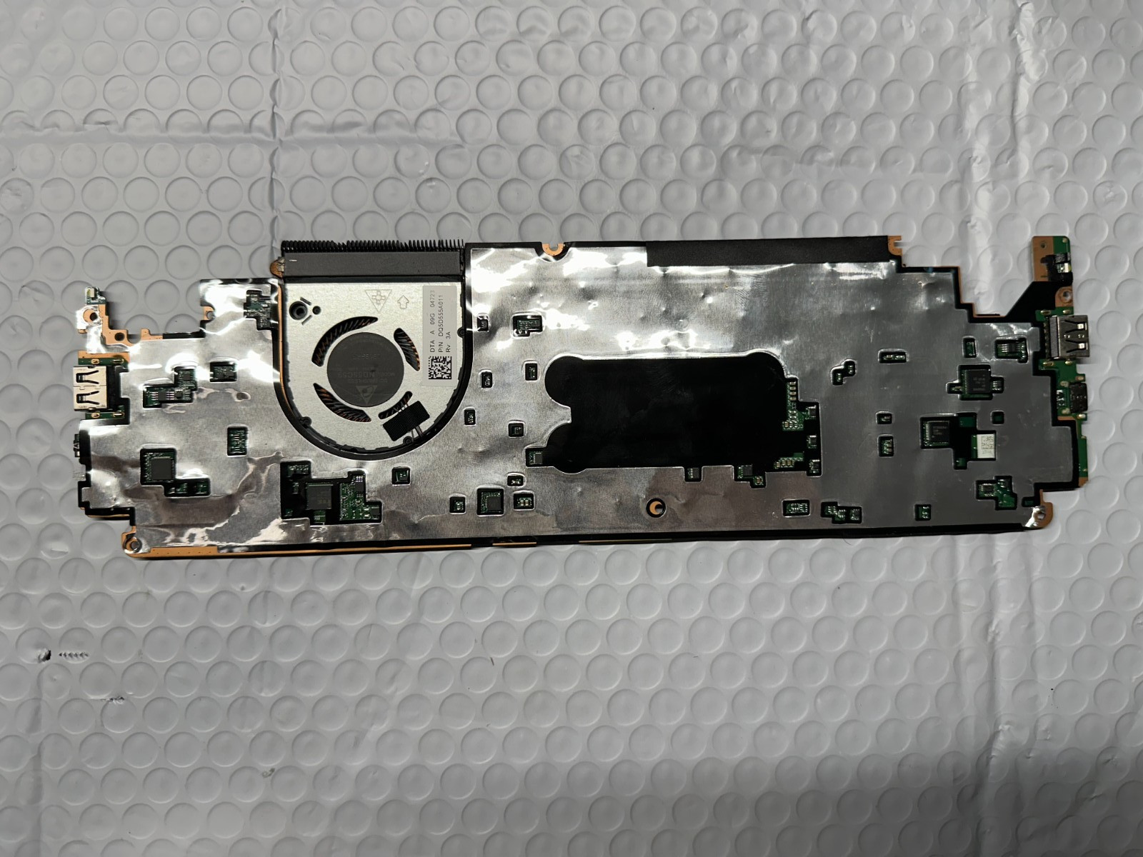 Lenovo YOGA C640-13IML i5-10210U 1.6 GHz Motherboard 8GB 5B20S43103 product photo 2