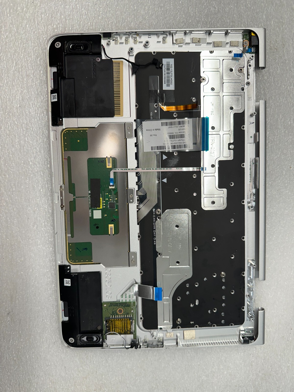 HP Spectre x360 13-4193nr palmrest touch pad keyboard 801508-001 Palmrest Keyboard Assembly product photo 2