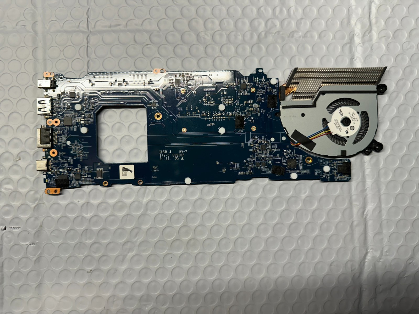 LG Gram 15z95n-g i5-1135g7 16gb motherboard EAX69407102 product photo 2