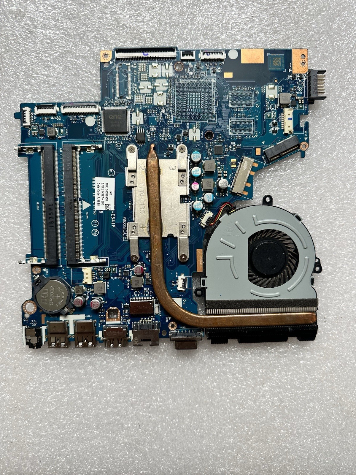 HP 255 G6 Laptop Motherboard AMD A6-9225 Radeon R4 L14327-601 Heatsink + Fan Cooling Fan and Heatsink product photo 1
