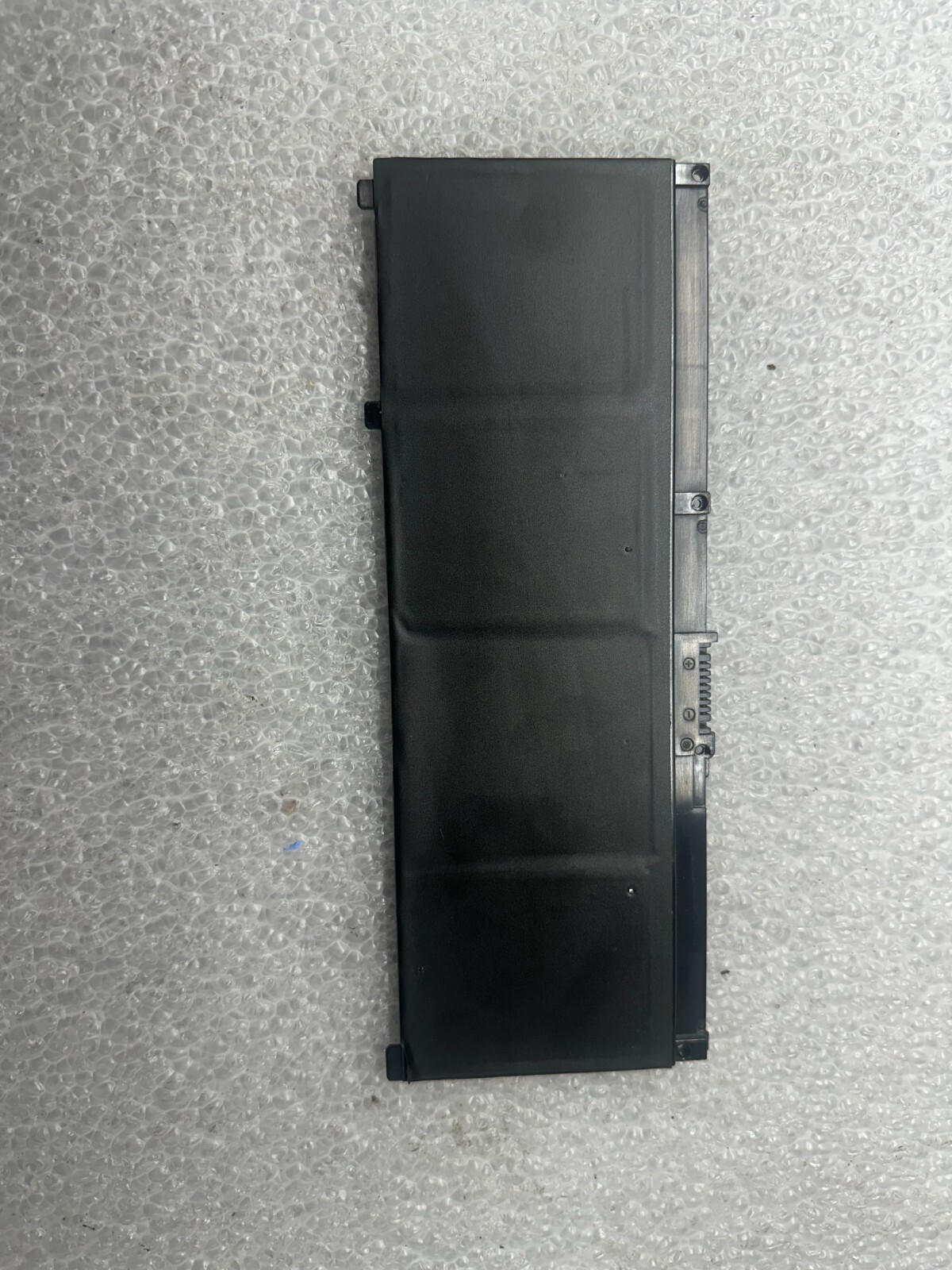 HP Pavilion Gaming Laptop 17-cd0095nr genuine original battery L08855-855 Laptop Battery product photo 2