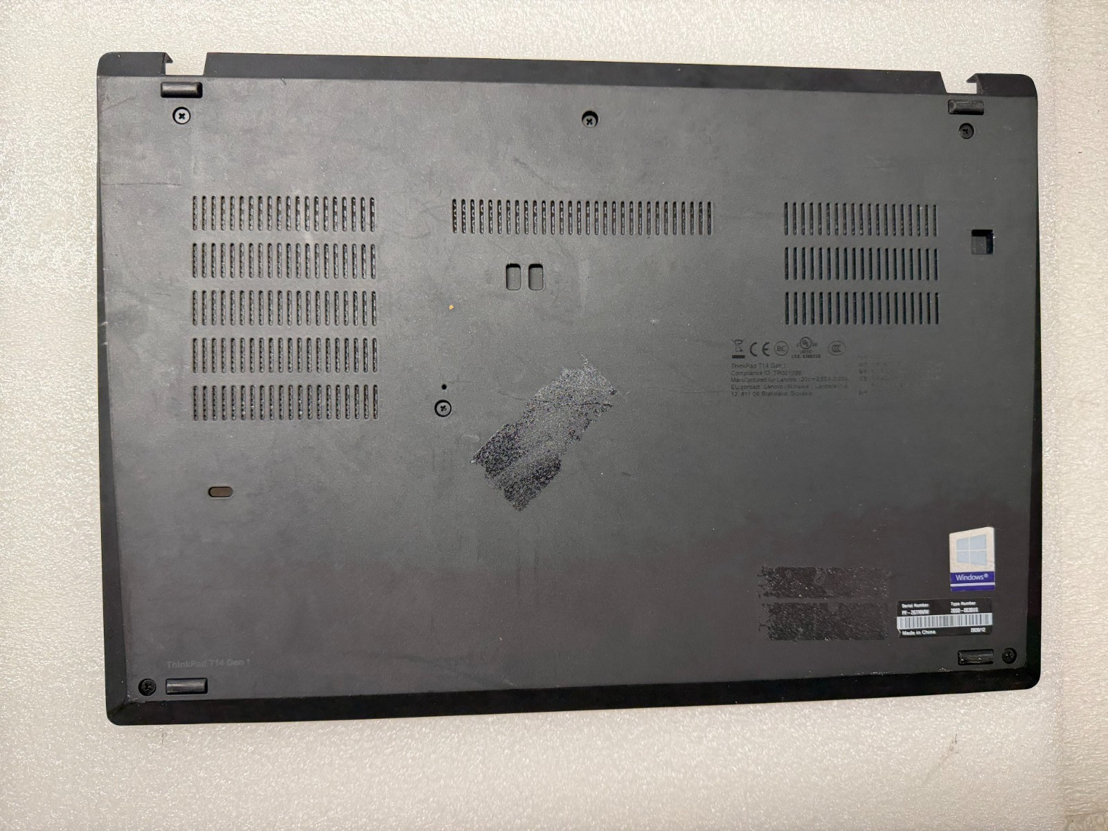Lenovo Thinkpad T14 gen 1 bottom base case cover enclosure 5CB1P35211 product photo 1