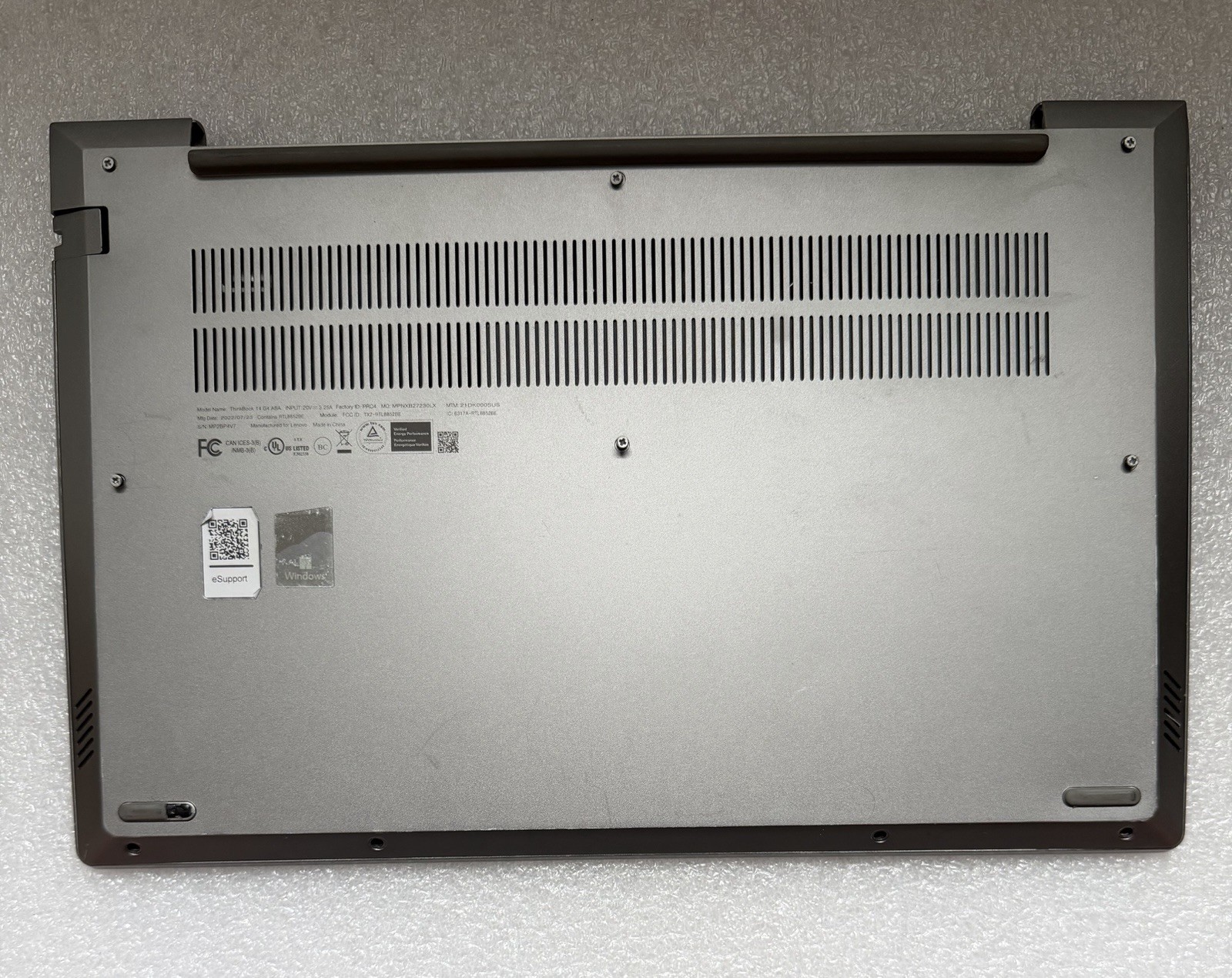 Lenovo ThinkBook 14 G4 ABA Palmrest Touchpad Keyboard + Lid, AP36R000100, Silver product photo 2
