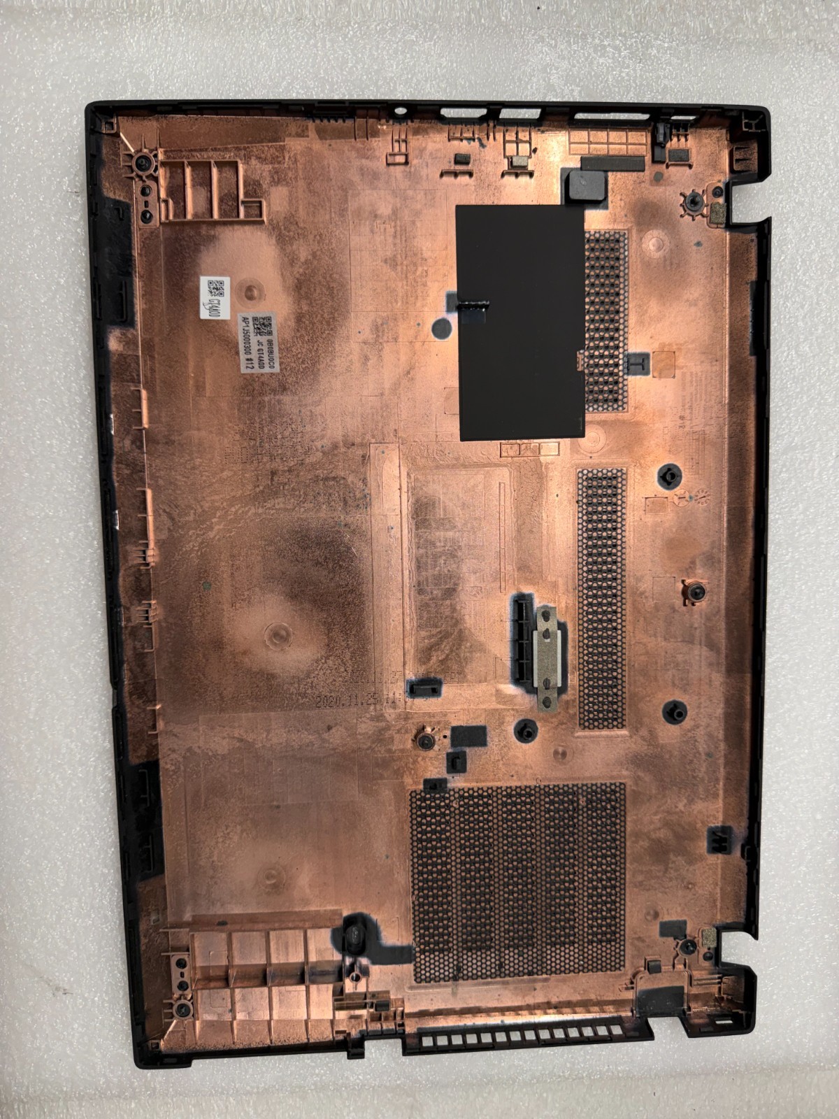 Lenovo Thinkpad T14 gen 1 bottom base case cover enclosure 5CB1P35211 product photo 2