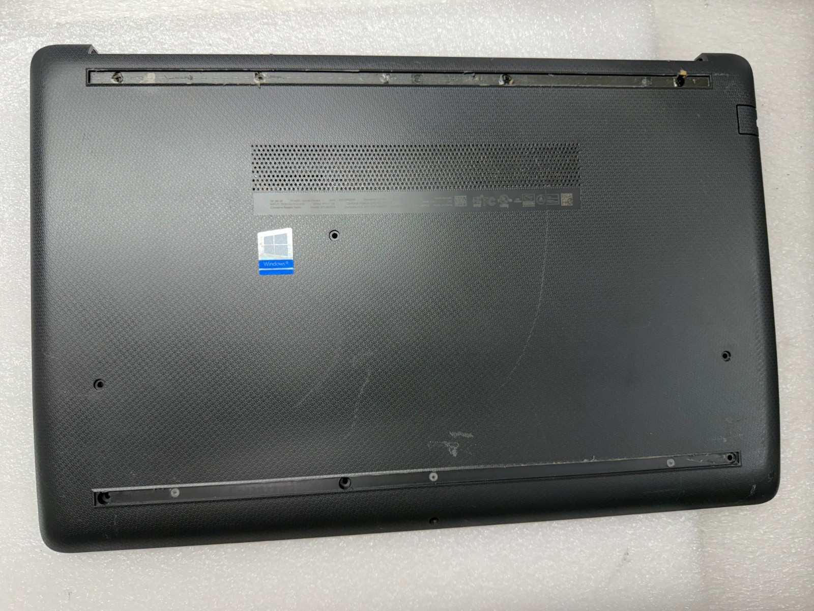HP 250 G7 15.6" Genuine Laptop Bottom Case Base Cover M04973-001 product photo 1