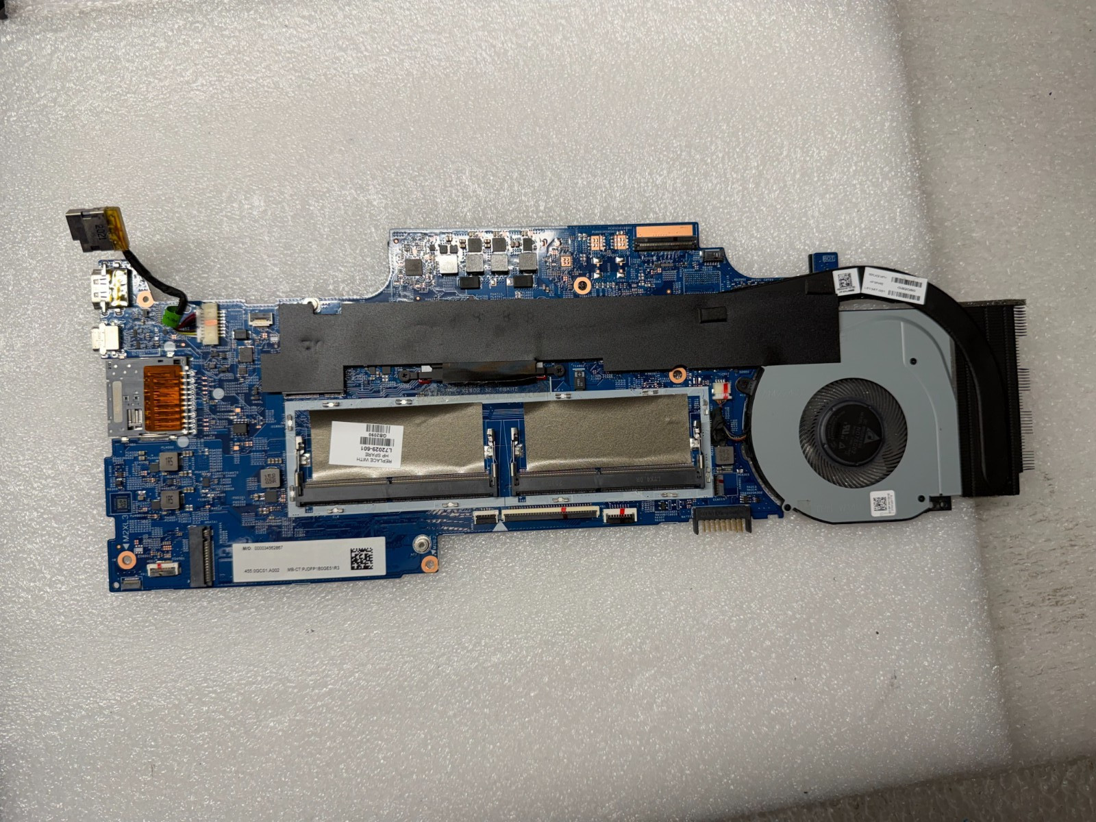 HP 15-dq100 i5-10210u Motherboard L72029-601 read product photo 1