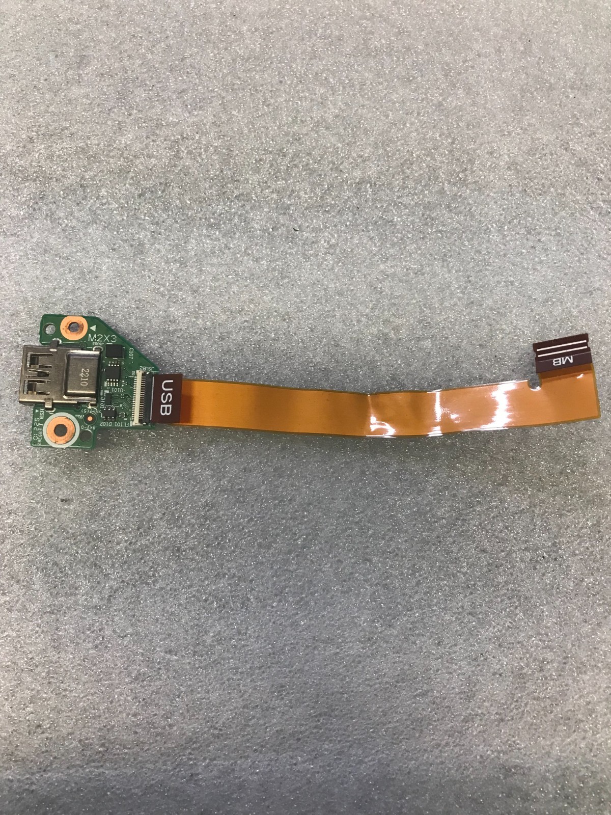 Lenovo ThinkPad T14s Gen 2 USB board NS-D361 product photo 2