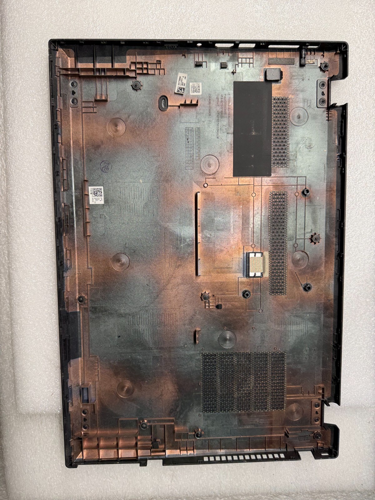 Lenovo Thinkpad T590 bottom base case cover enclosure 01YN937 product photo 2