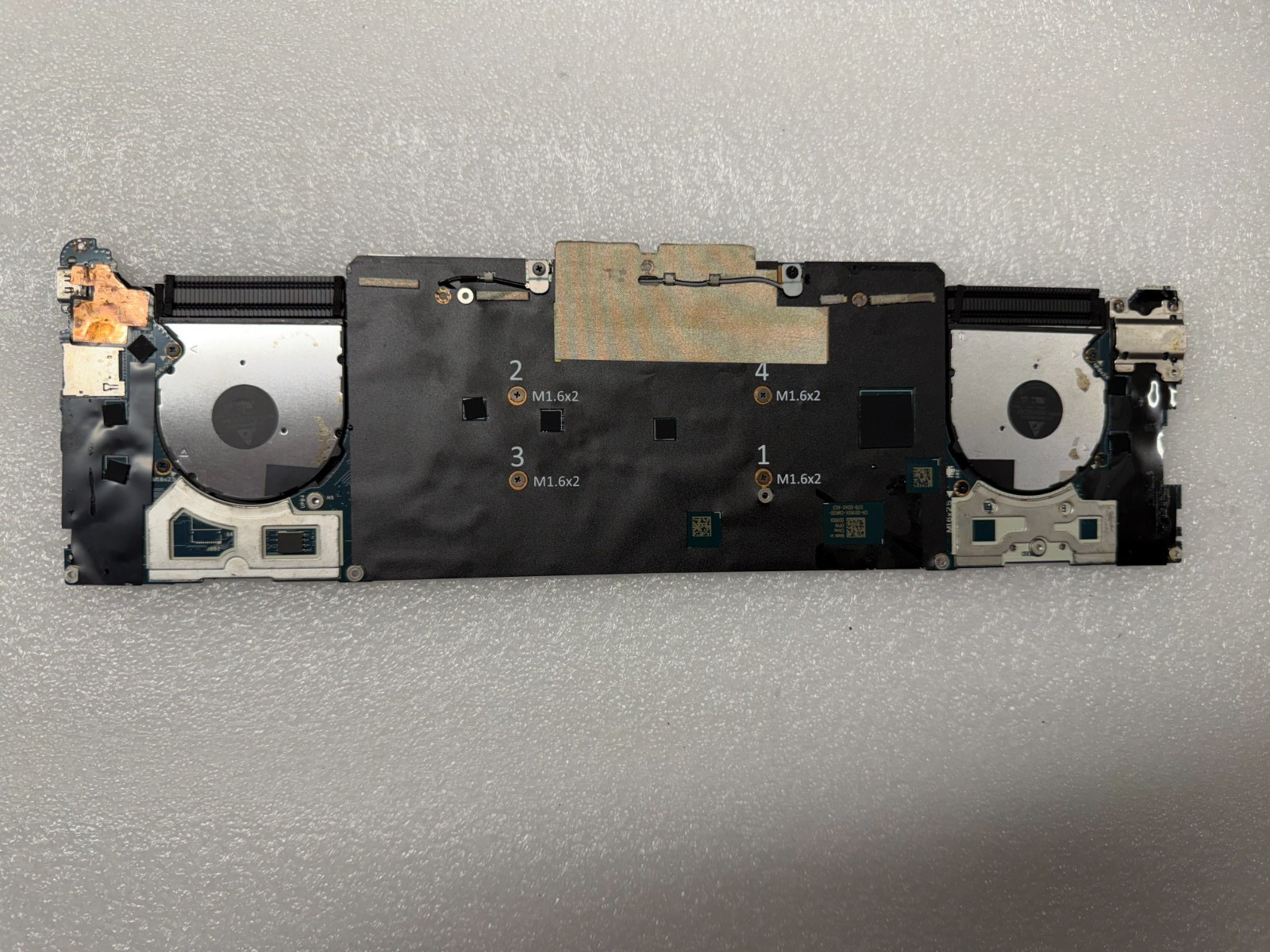 Dell XPS 13 7390 2-in-1 i7-1065g7 Motherboard d1r0x product photo 2