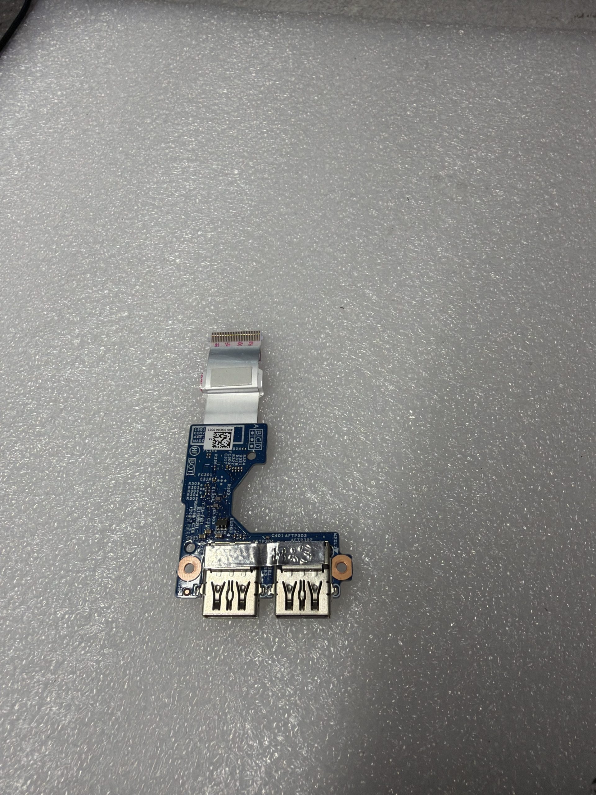 HP 15-dq1052nr USB Port I/O IO Daughter Board L51334-001 product photo 2