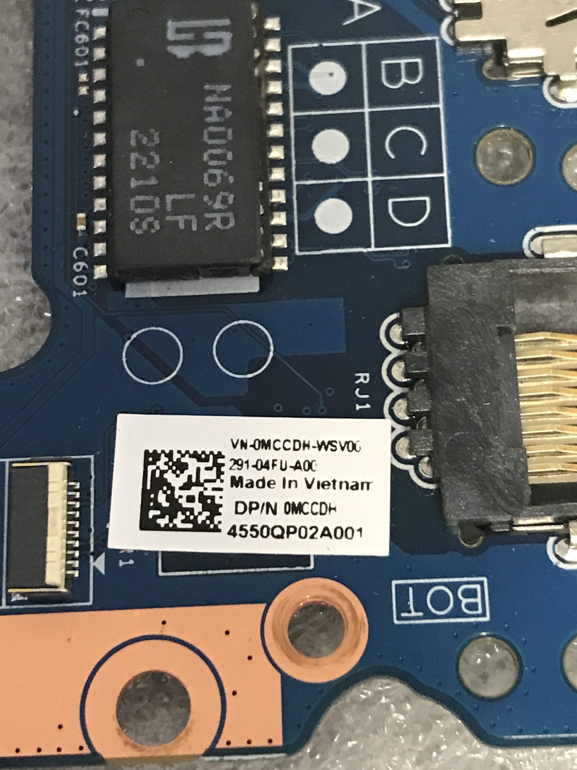 Dell Latitude 3520 I/O Board power button audio MCCDH product photo 3