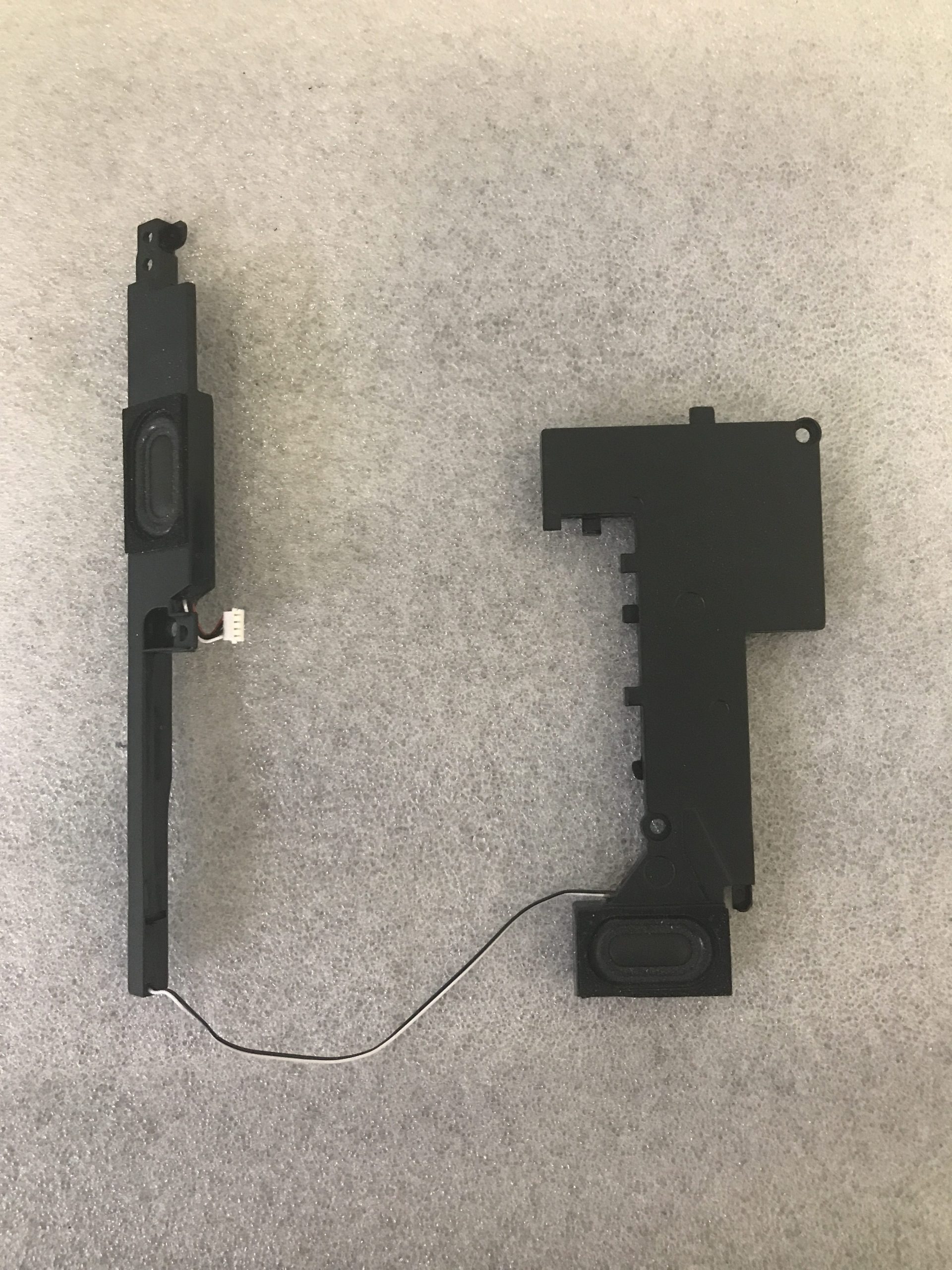 HP 14-dq2043cl Internal Left Right Speakers Assembly L64893-001 product photo 1