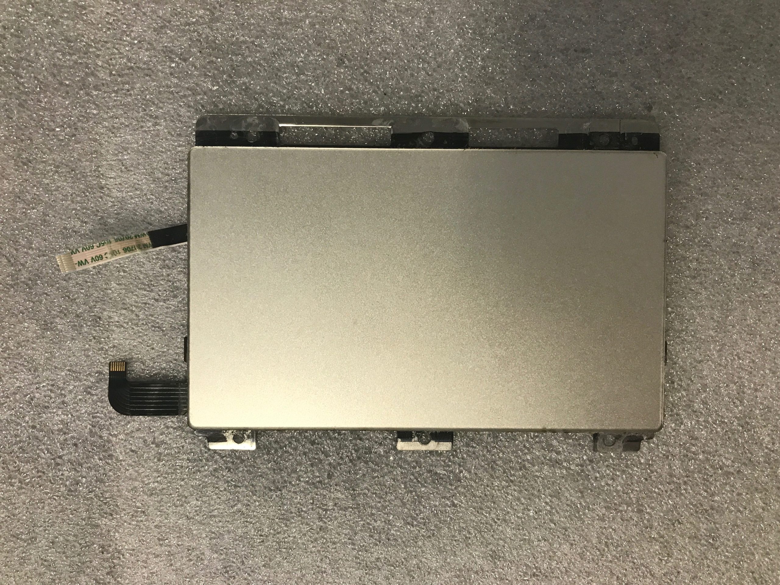 HP ProBook 640 G4 Touchpad Trackpad Mouse Pad L09562-001 product photo 1