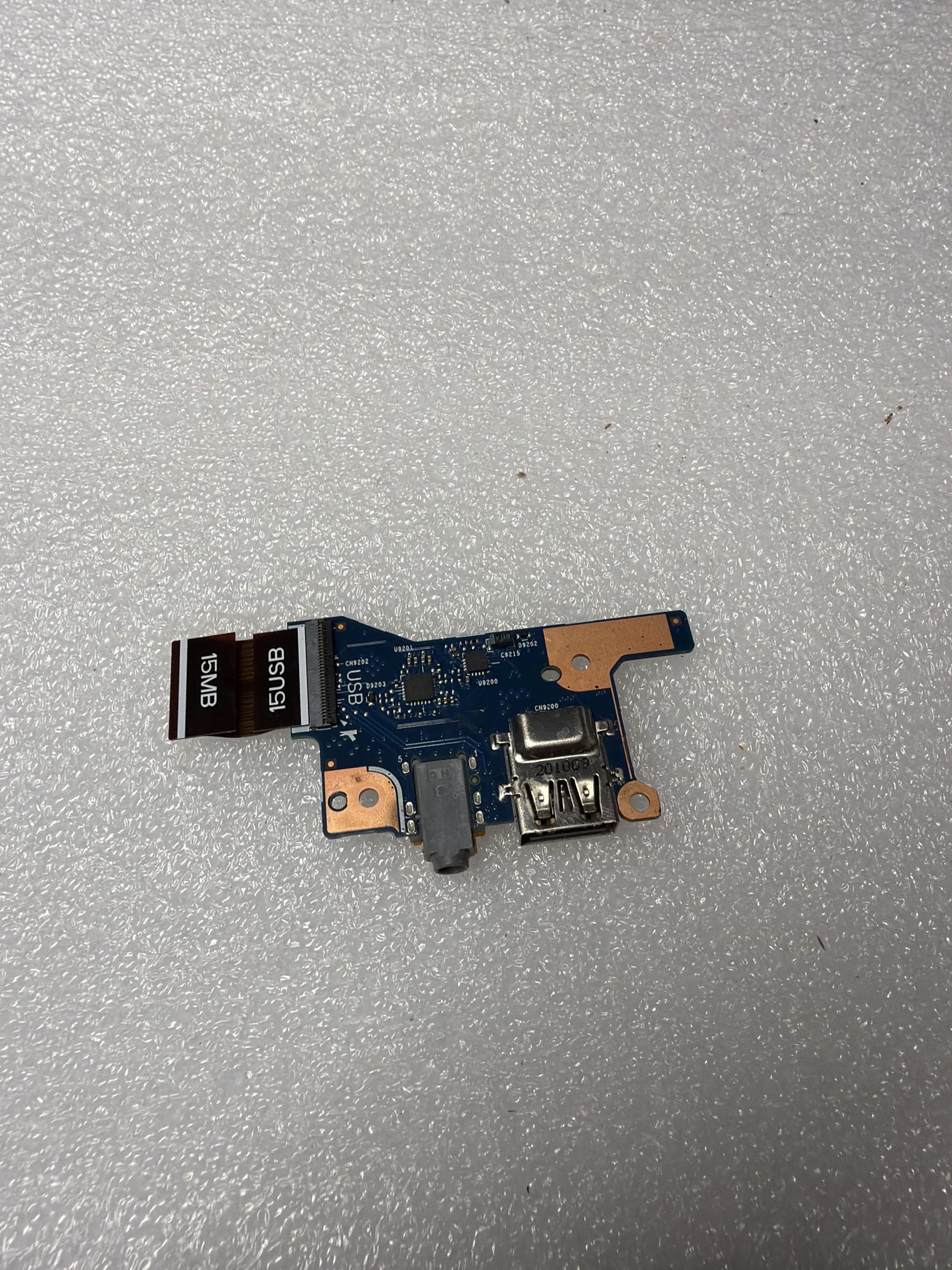 HP EliteBook 850 G7 USB Port I/O IO Daughter Board M05266-001 product photo 2