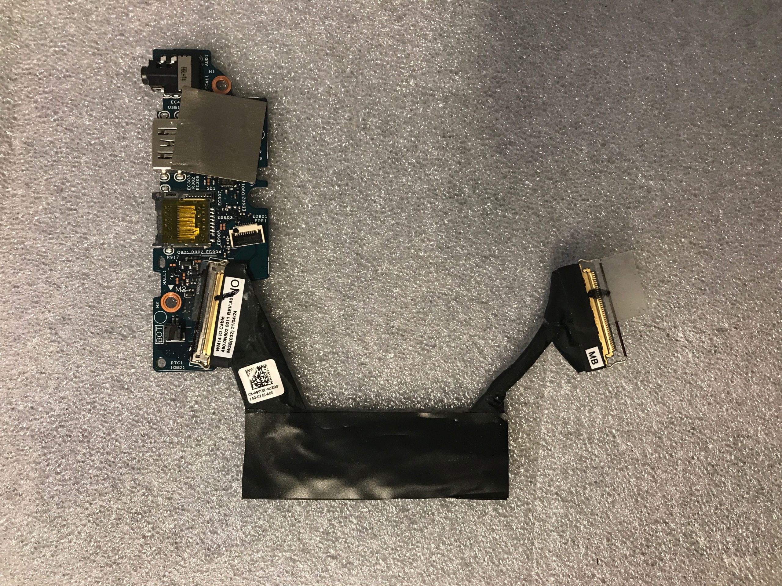 Dell Inspiron 7415 2-in-1 USB Port I/O IO Daughter Board WMVMV product photo 1