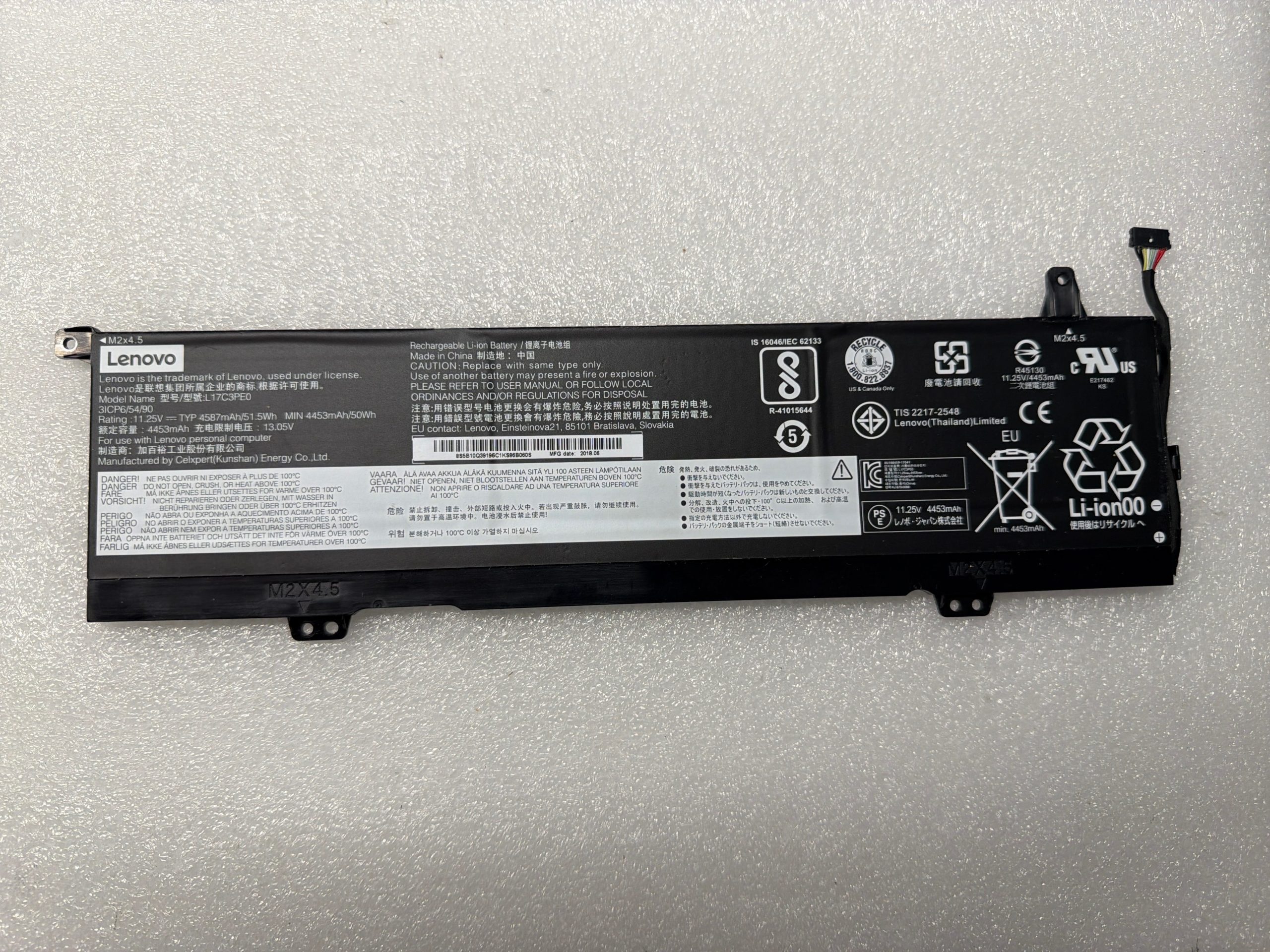 Lenovo IdeaPad Yoga 730-15IKB Genuine Original Battery L17C3PE0 product photo 1