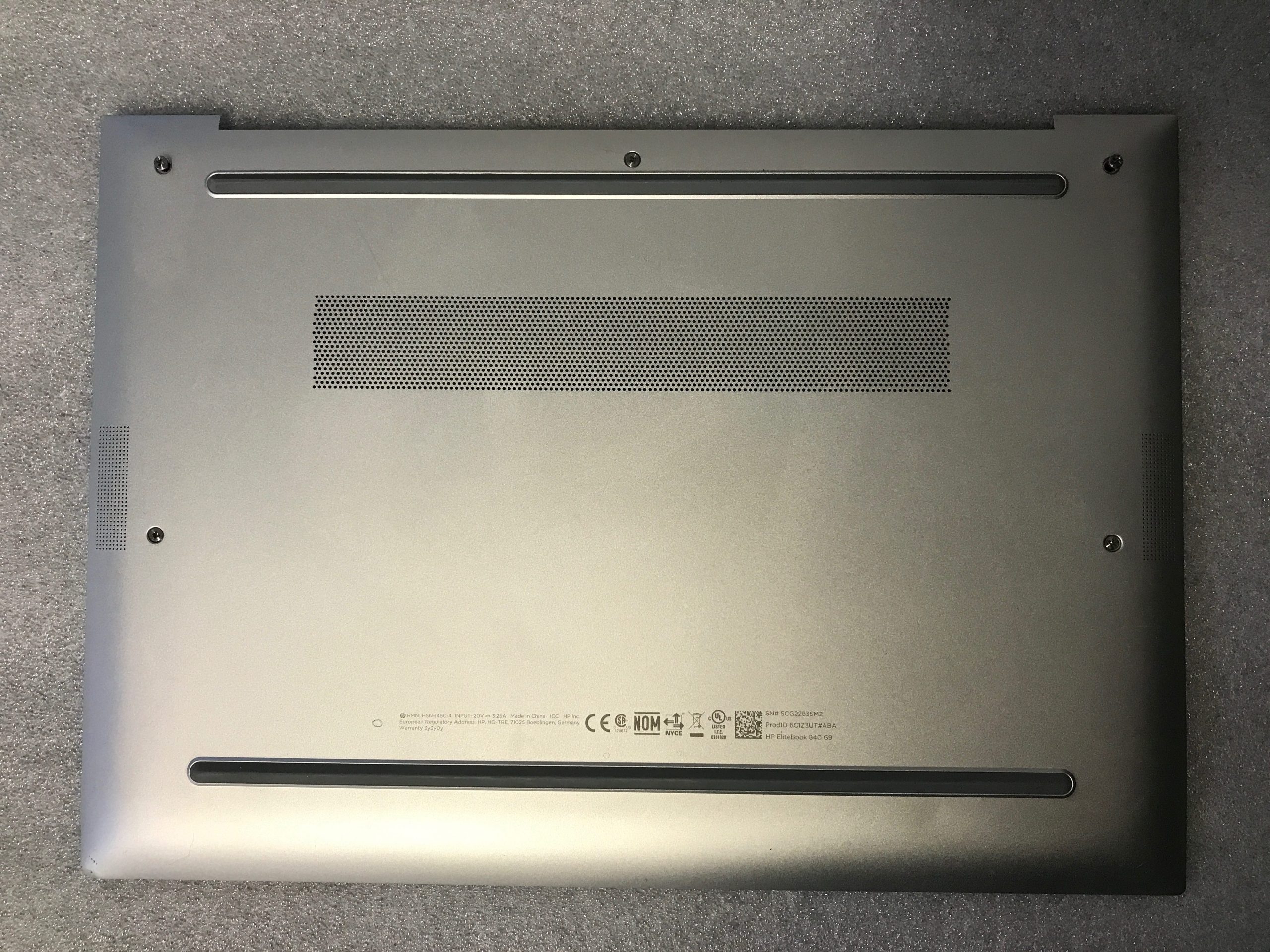 HP EliteBook 840 G9 bottom base case cover enclosure N09026-001 product photo 1
